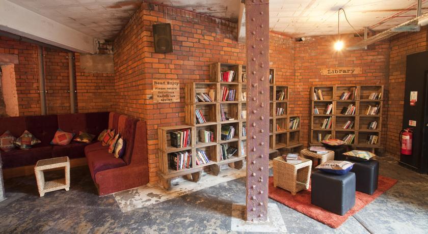 Victoria Warehouse Hotel Salford  Bagian luar foto