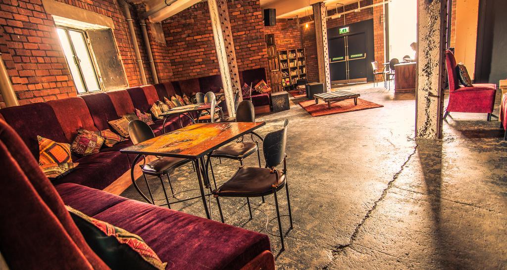 Victoria Warehouse Hotel Salford  Bagian luar foto